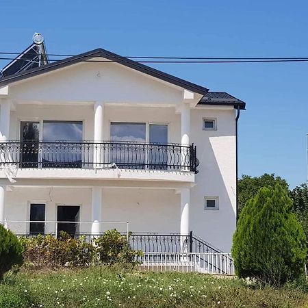 Villa Bratislava Demir Kapija Kültér fotó