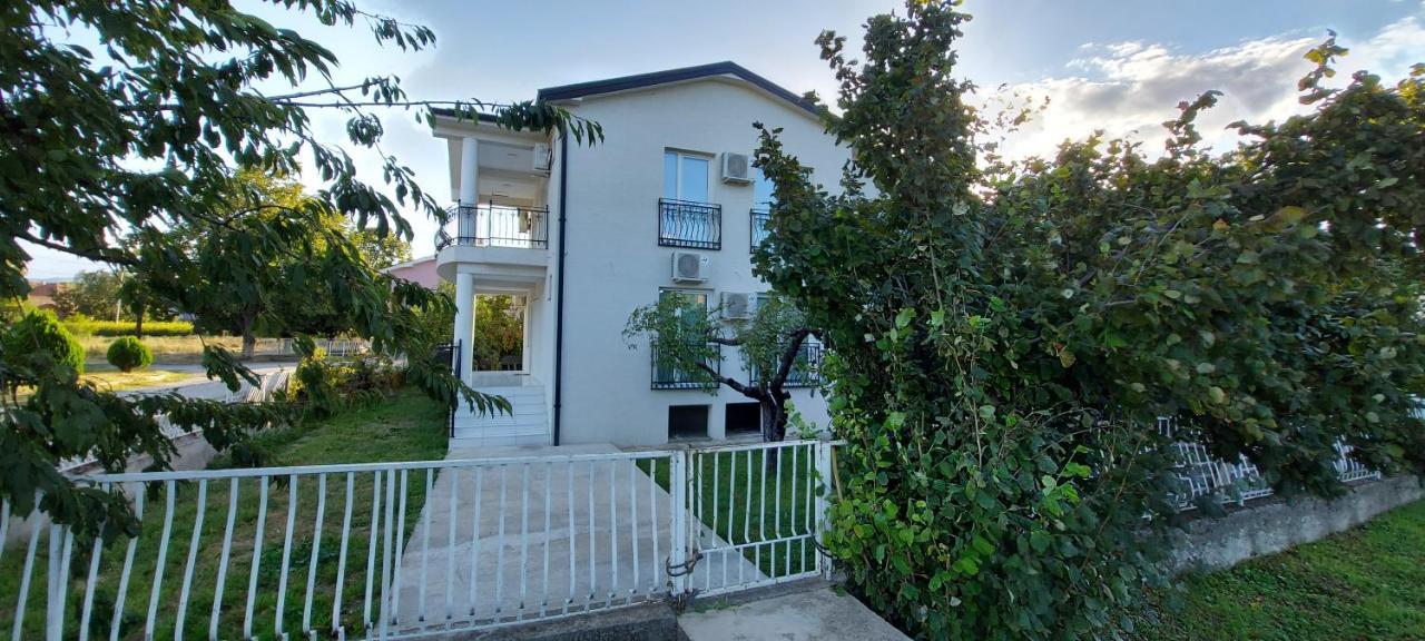 Villa Bratislava Demir Kapija Kültér fotó